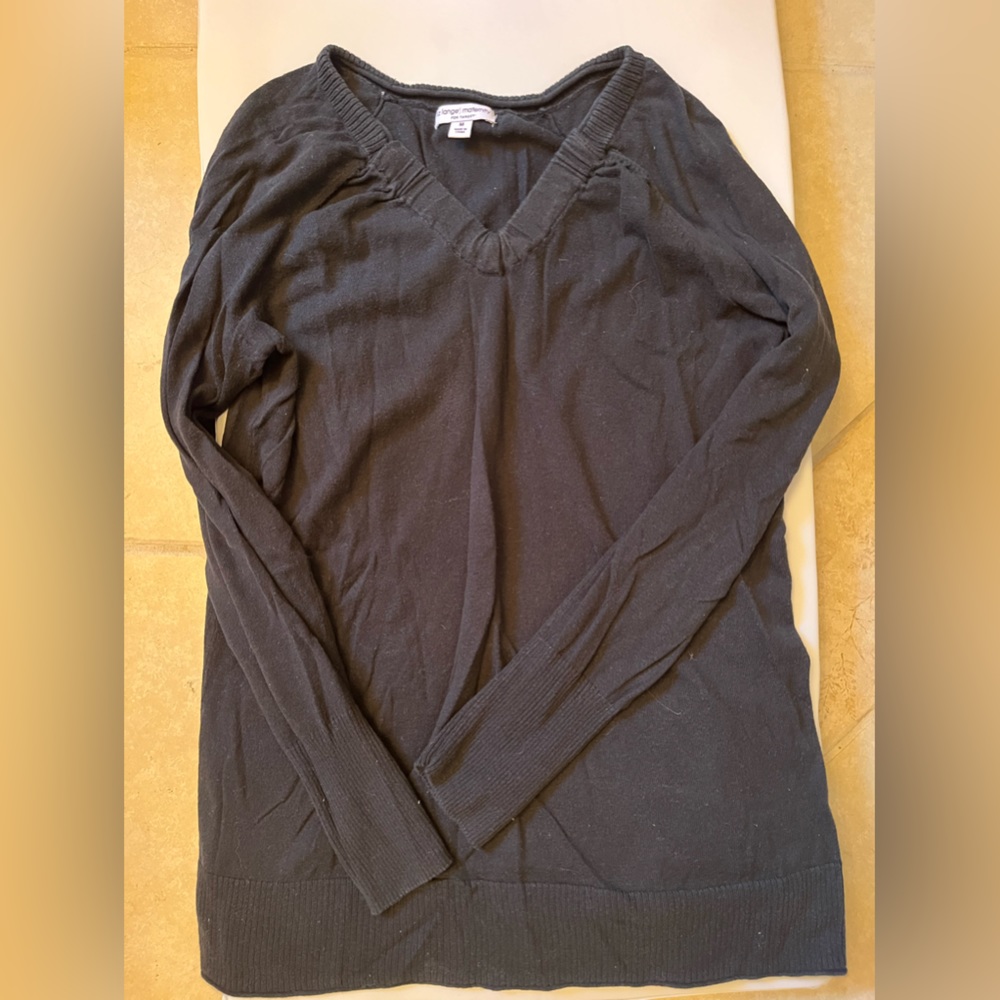 Women’s Liz Lange maternity top medium